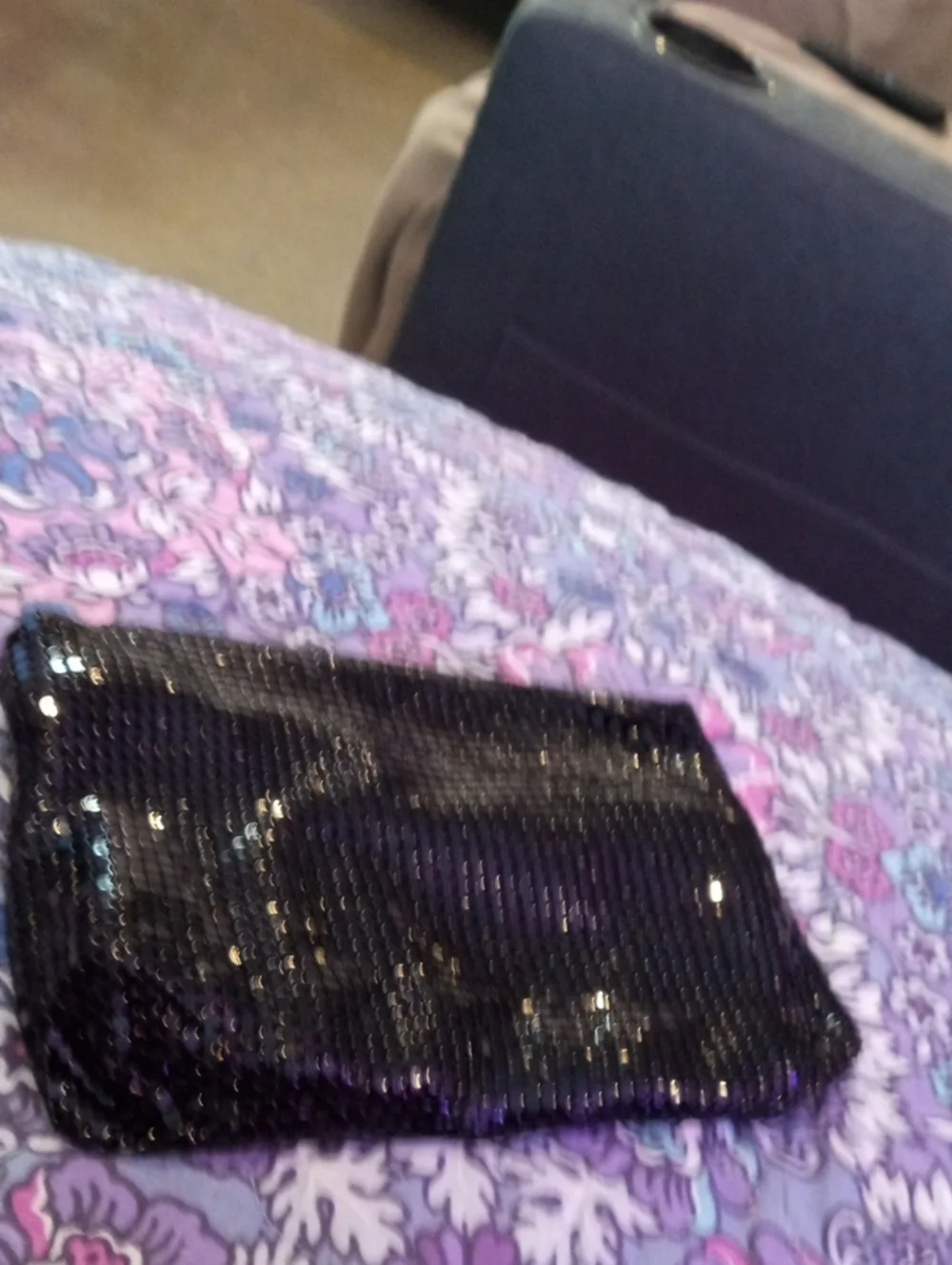 Pristine Metallic Mesh Evening Clutch